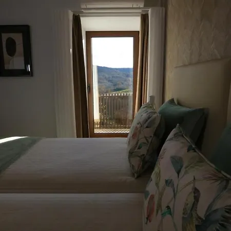 Charme Da Mourela Covelaes