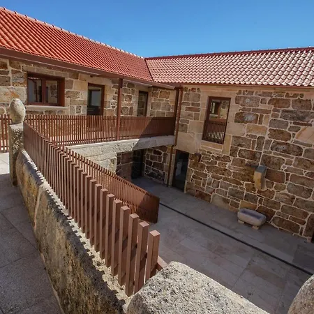 Alojamento de Turismo Rural Charme Da Mourela Covelaes